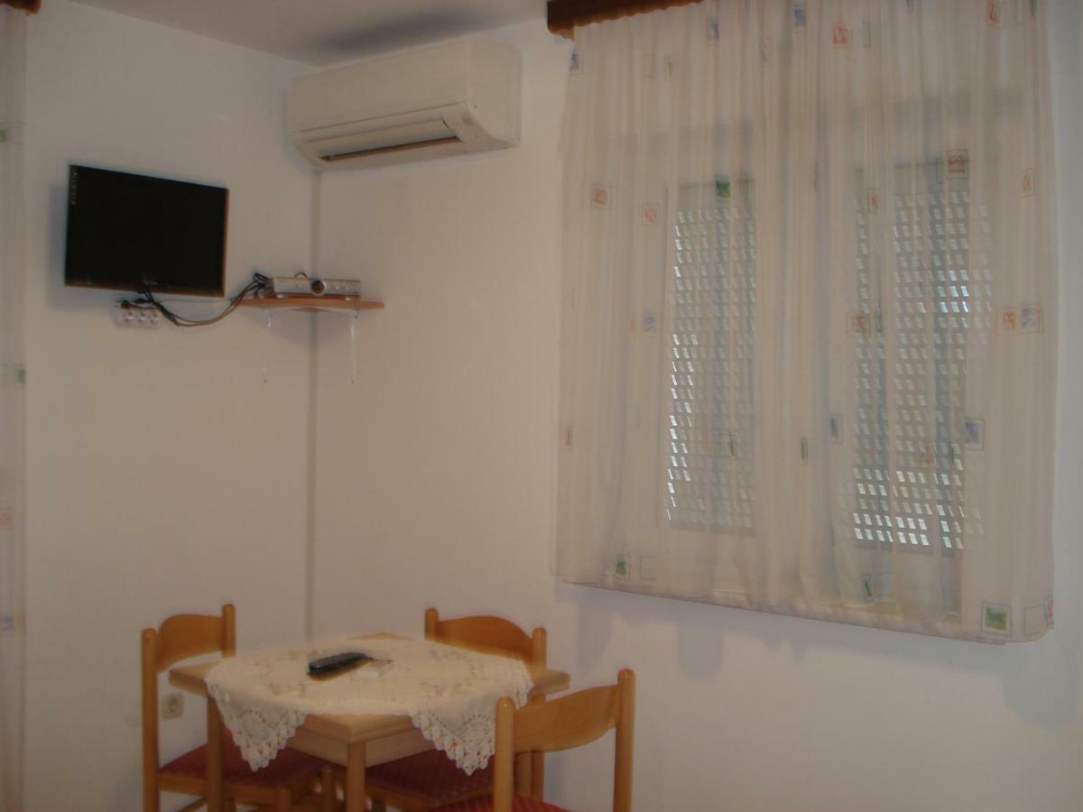 Apartmani I Soba Mia Porec Exterior photo